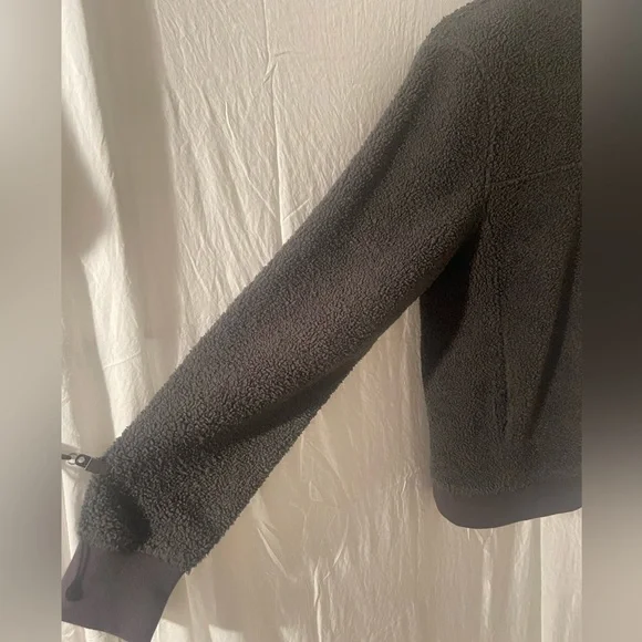 Jcrew Sherpa button front sweatshirt! - Picture 4 of 8